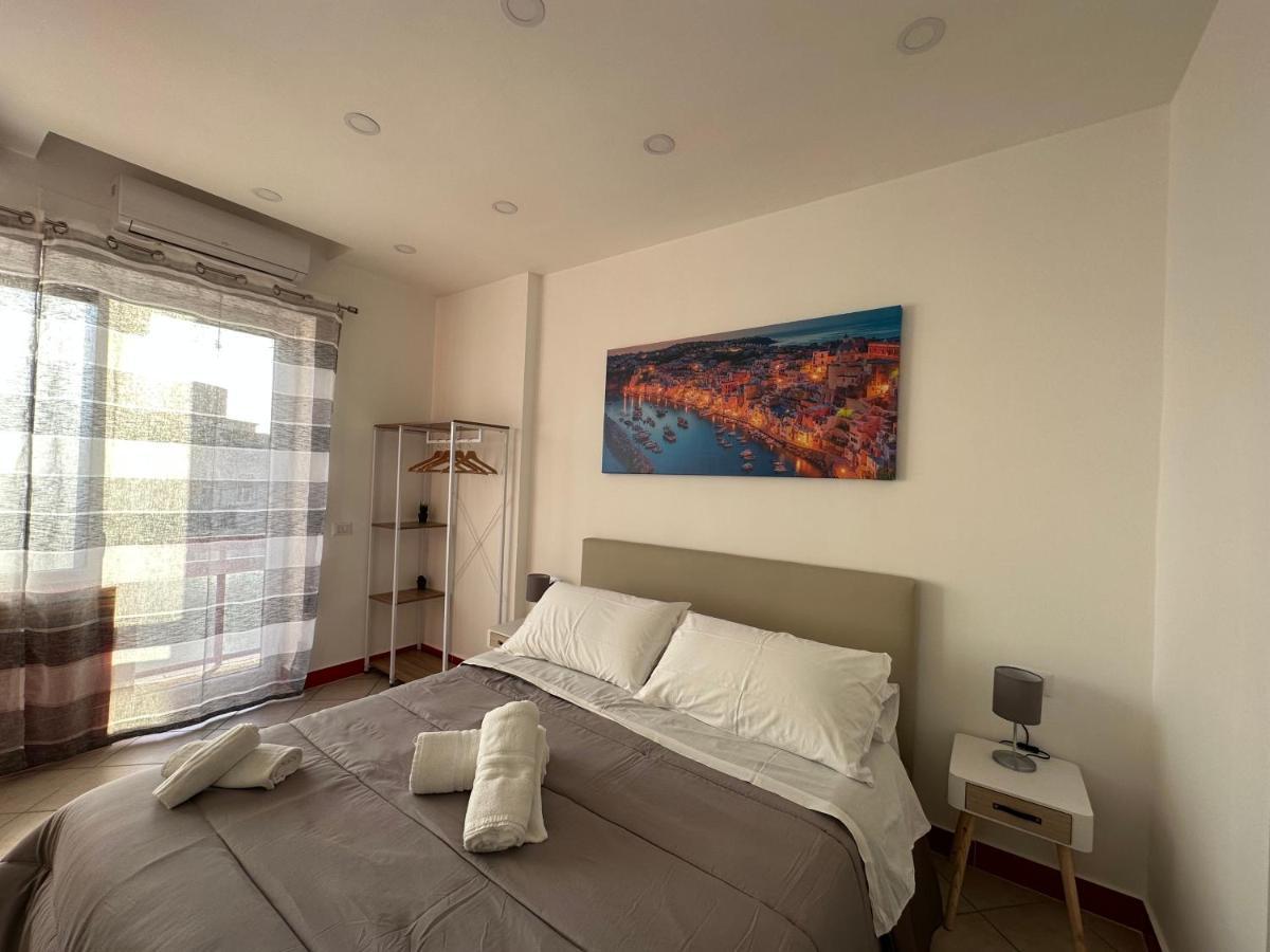 B&B Off Rooms And Relax Neapel Exterior foto
