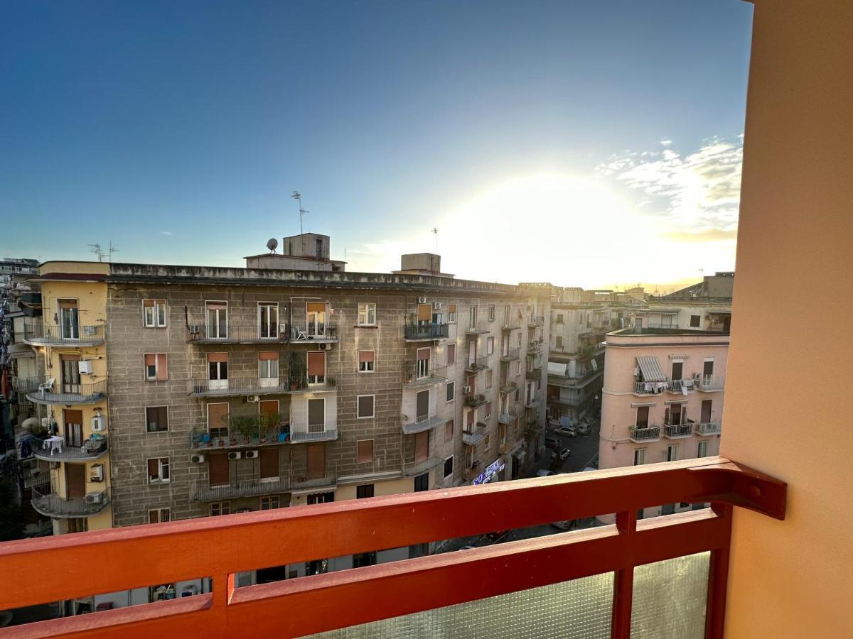 B&B Off Rooms And Relax Neapel Exterior foto